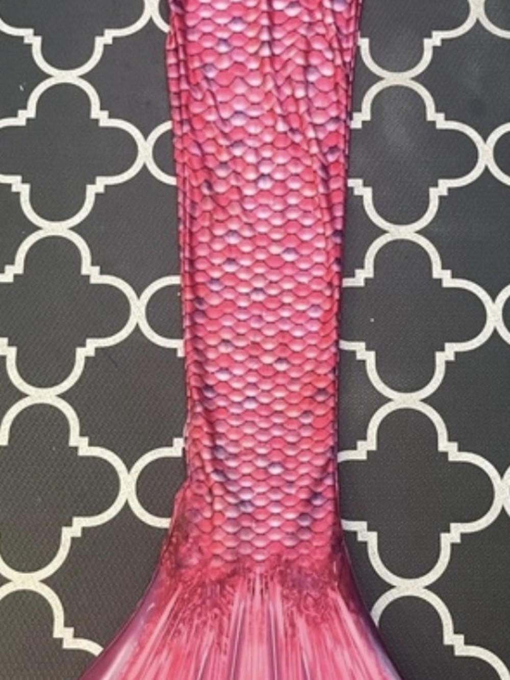 Wearable Women's Pink Mermaid Tail